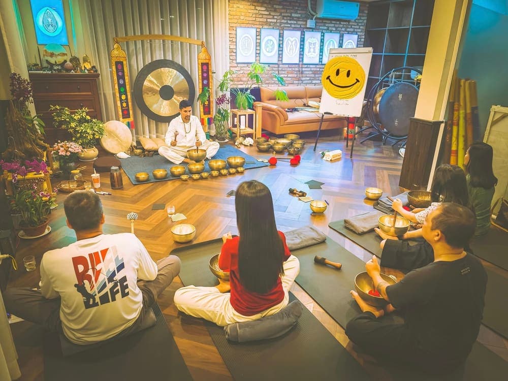 Practising bowl technique in a small group circle
